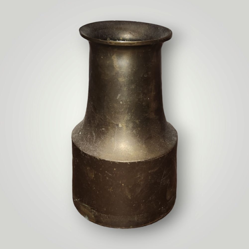 antique Brass lota or vase old or antique Collectible - Picture 8 of 12